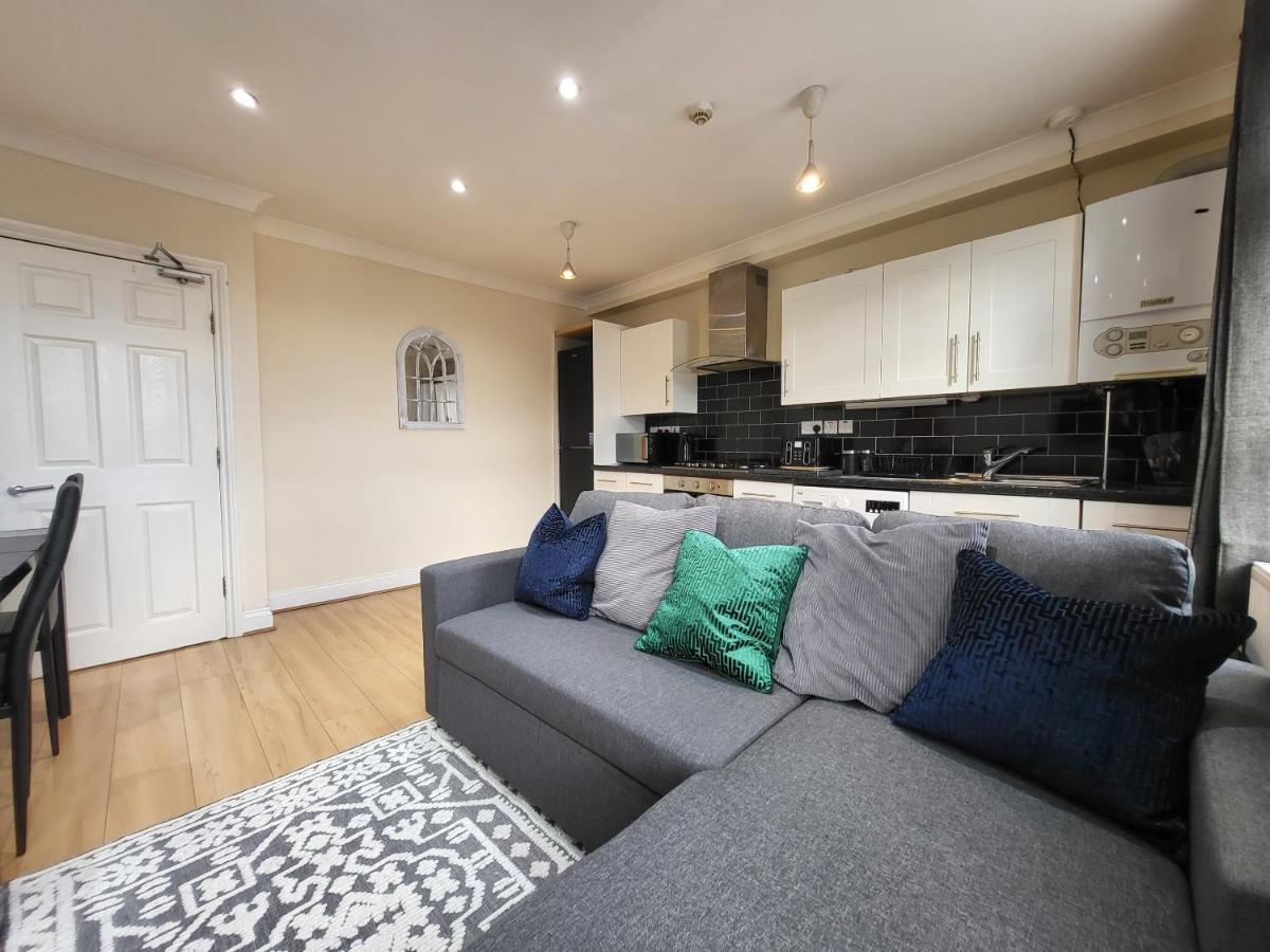 Tooting Bec Central Apartment By London Tube Exterior foto